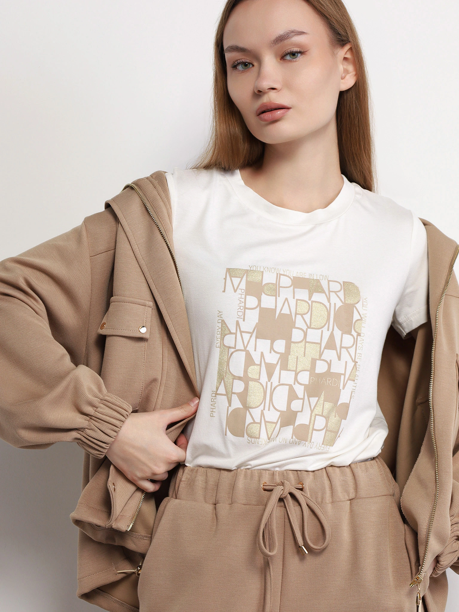 Футболка прямого кроя с принтом